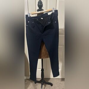 Rag & Bone Dark Blue Jeans with zippers on the ankles 31” inseam